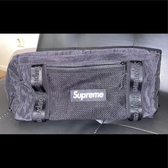 Supreme Bags - Picture 7 of 8